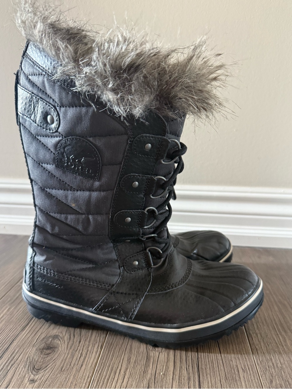 Sorel Tofino II Waterproof Fur Trim Winter Boots Size 9